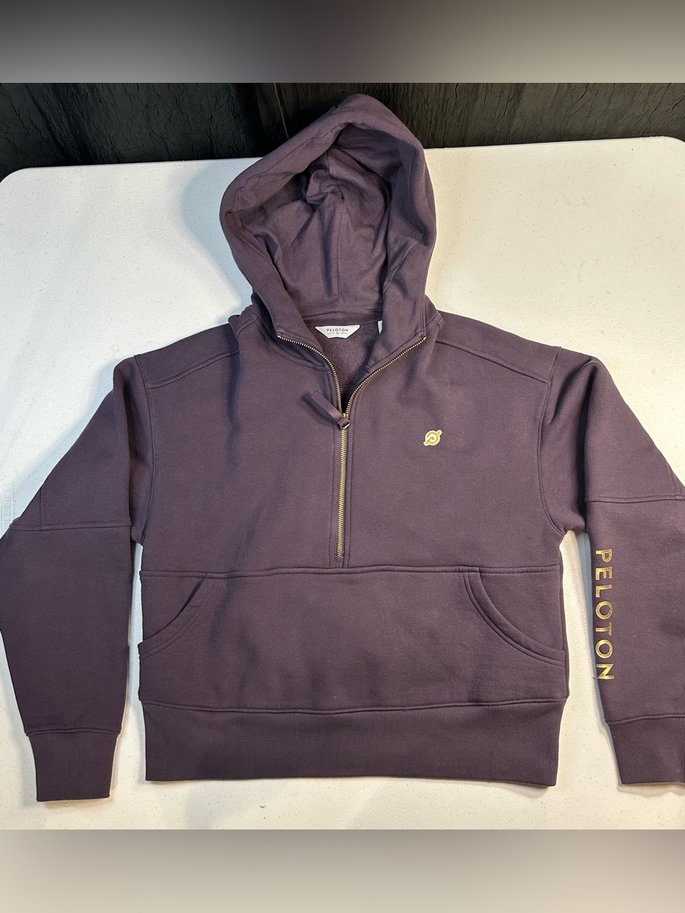 Peloton Purple Half-Zip Hoodie Sweatshirt Gold Logo Athleisure Pullover Size S‎